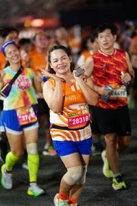 BIB: 0677, 28318
                            <button type="button" onclick="openModal(23104515)" class="btn btn-primary btn-sm float-right btn-popup" data-toggle="modal" data-target=".modal-high-quality">
                        <i class="fas fa-shopping-cart"></i> Add to Cart
                    </button>
                                            <button type="button" onclick="isThisMe(23104515, true)" class="btn btn-success btn-sm float-right btn-popup btn-isme hidden" data-toggle="tooltip" data-placement="bottom" title="นี่คือรูปของคุณใช่ไหม คลิกที่นี่เพื่อเอาเข้าอัลบั้ม">
                        <i class="fas fa-plus"></i> Add to album
                    </button>
                    <button type="button" onclick="isThisMe(23104515, false)" class="btn btn-warning btn-sm float-right btn-popup btn-isnotme hidden">
                        <i class="fas fa-ban"></i> Remove from album
                    </button>